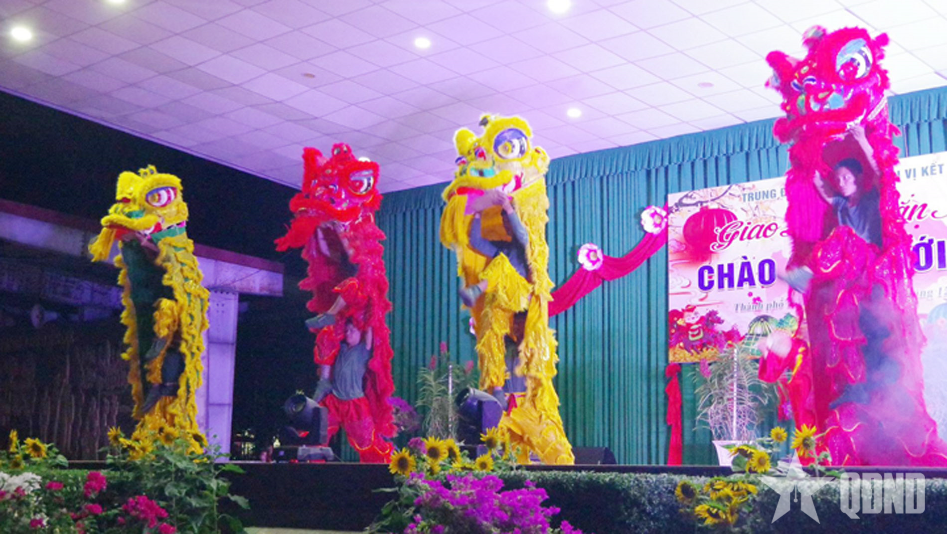 Quân khu 7: Sôi nổi hoạt động chào năm mới trong tư thế sẵn sàng chiến đấu cao